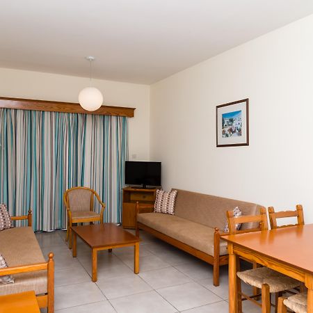 Kefalos Damon Hotel Apartments Pafos Exterior foto
