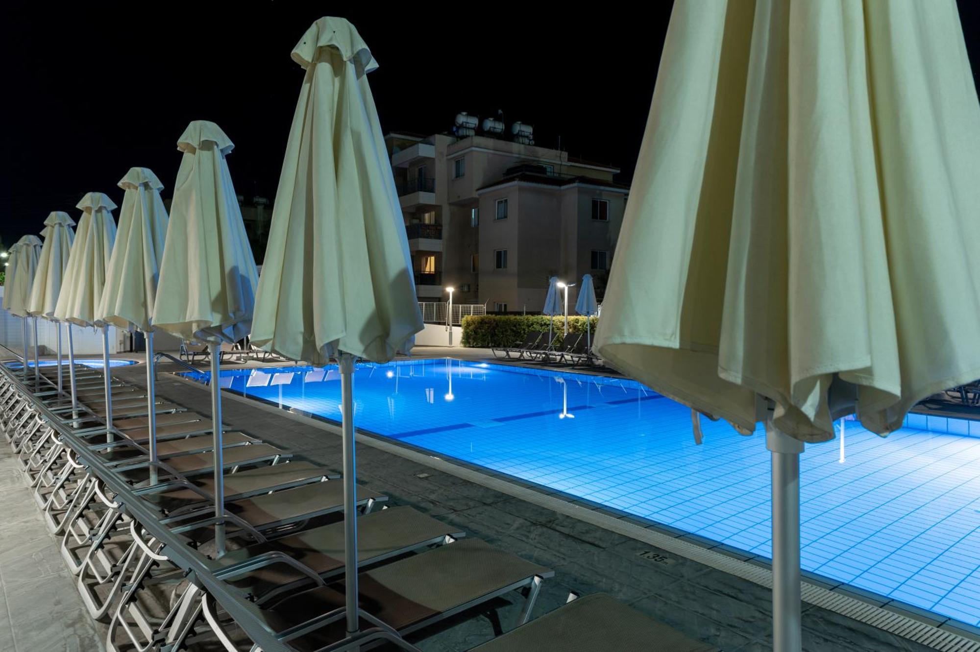Kefalos Damon Hotel Apartments Pafos Exterior foto