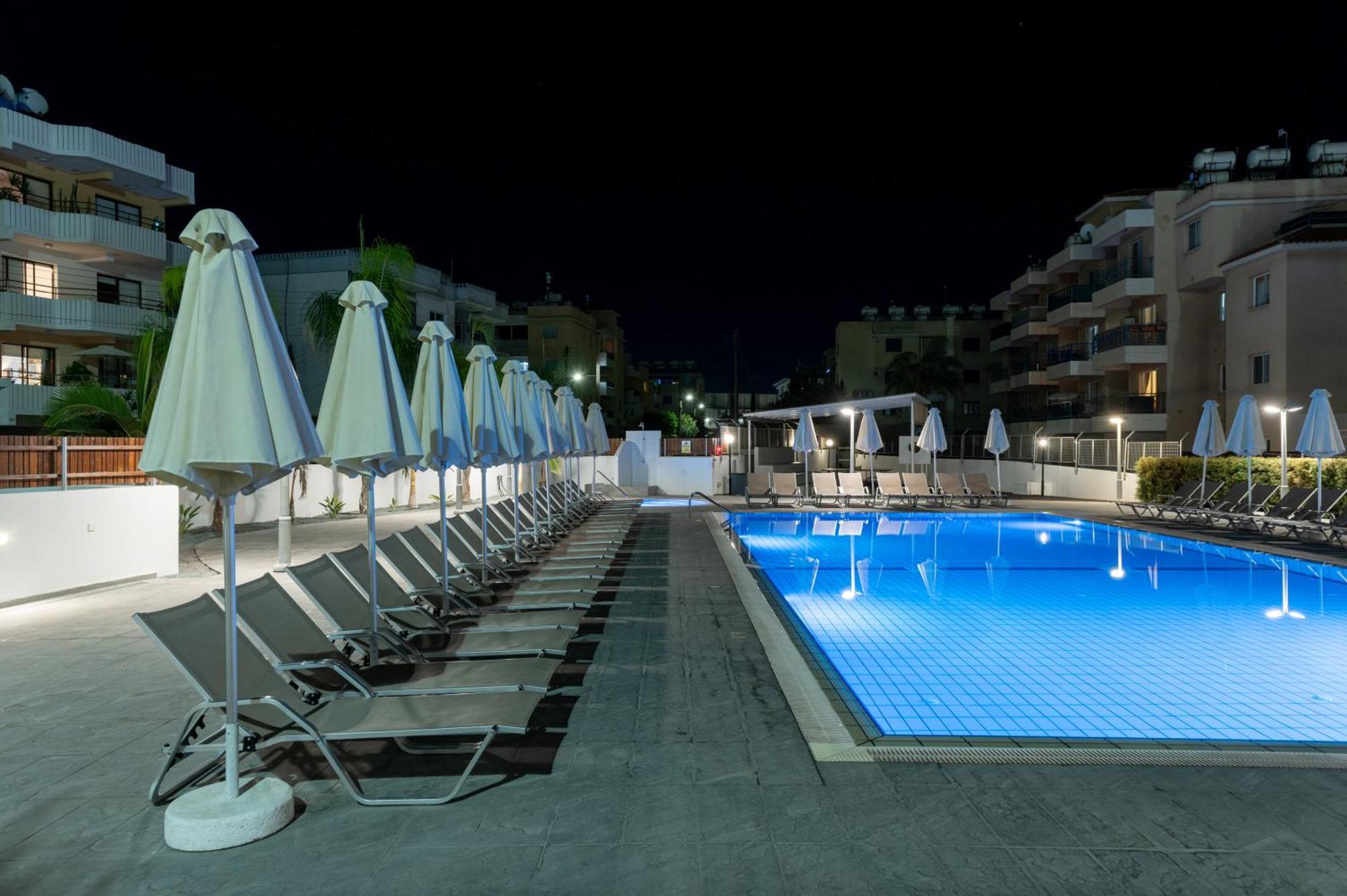 Kefalos Damon Hotel Apartments Pafos Exterior foto