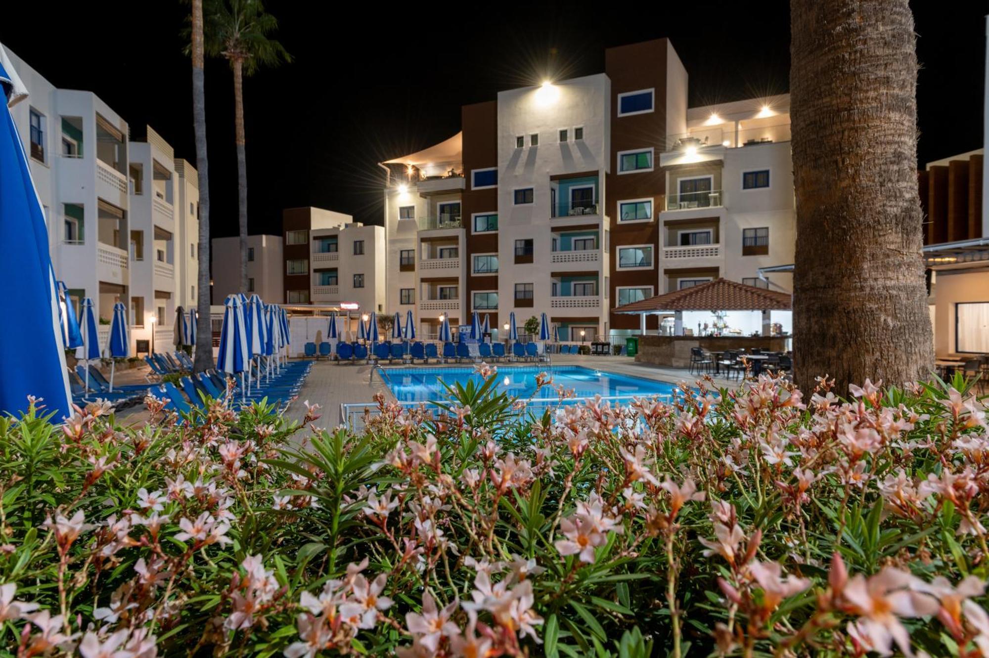 Kefalos Damon Hotel Apartments Pafos Exterior foto